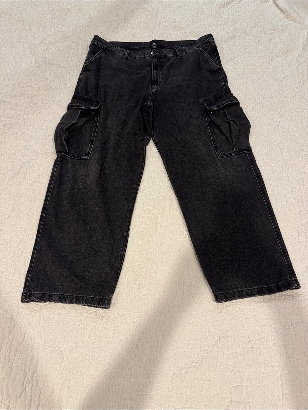 H&M Black Men's Cargo Pants with Side Pockets